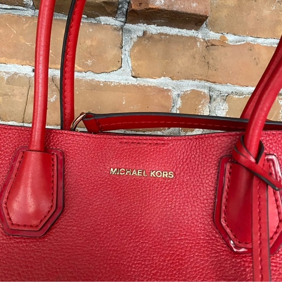 MICHAEL KORS Mercer Gallery Medium Center Zip Leather Tote in Bright Red - Picture 2 of 13